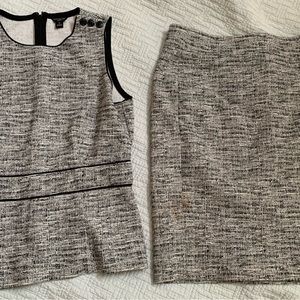 Ann Taylor Outfit skirt and top sz Medium Petite